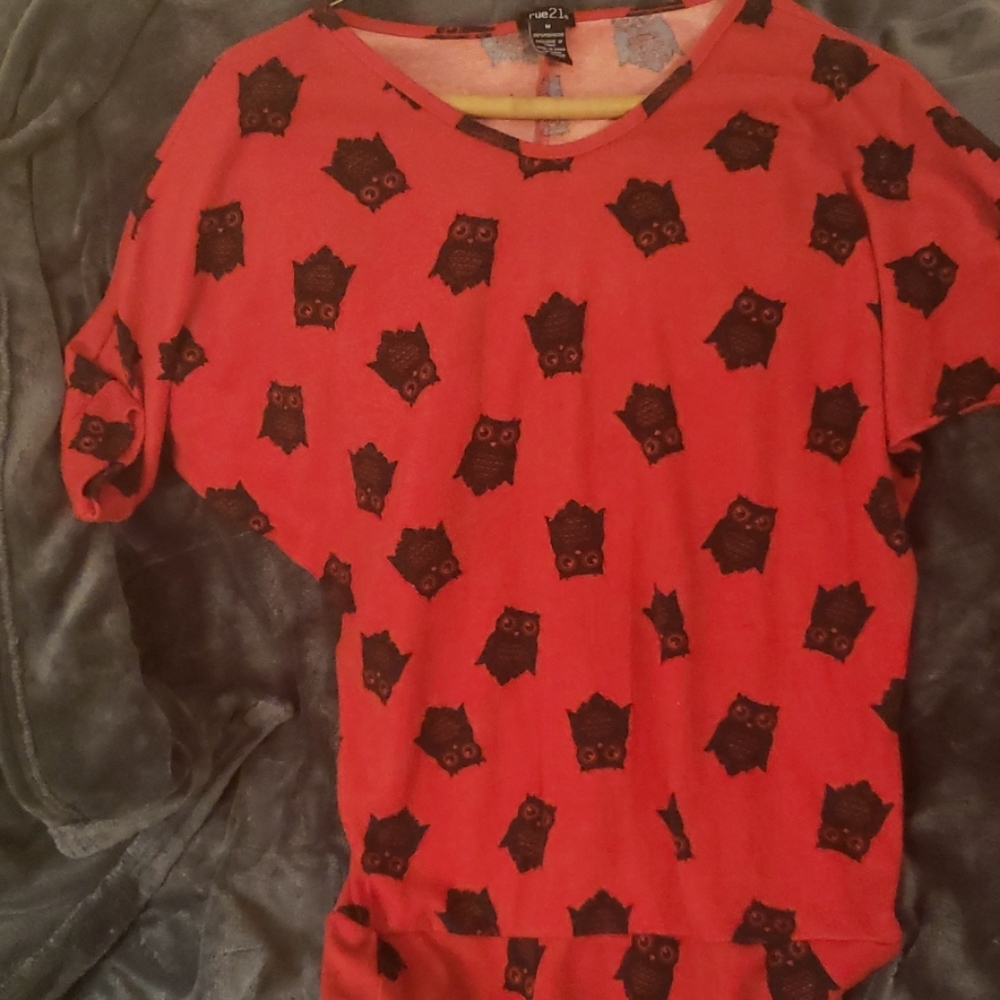 Rue 21 Red top with black owls